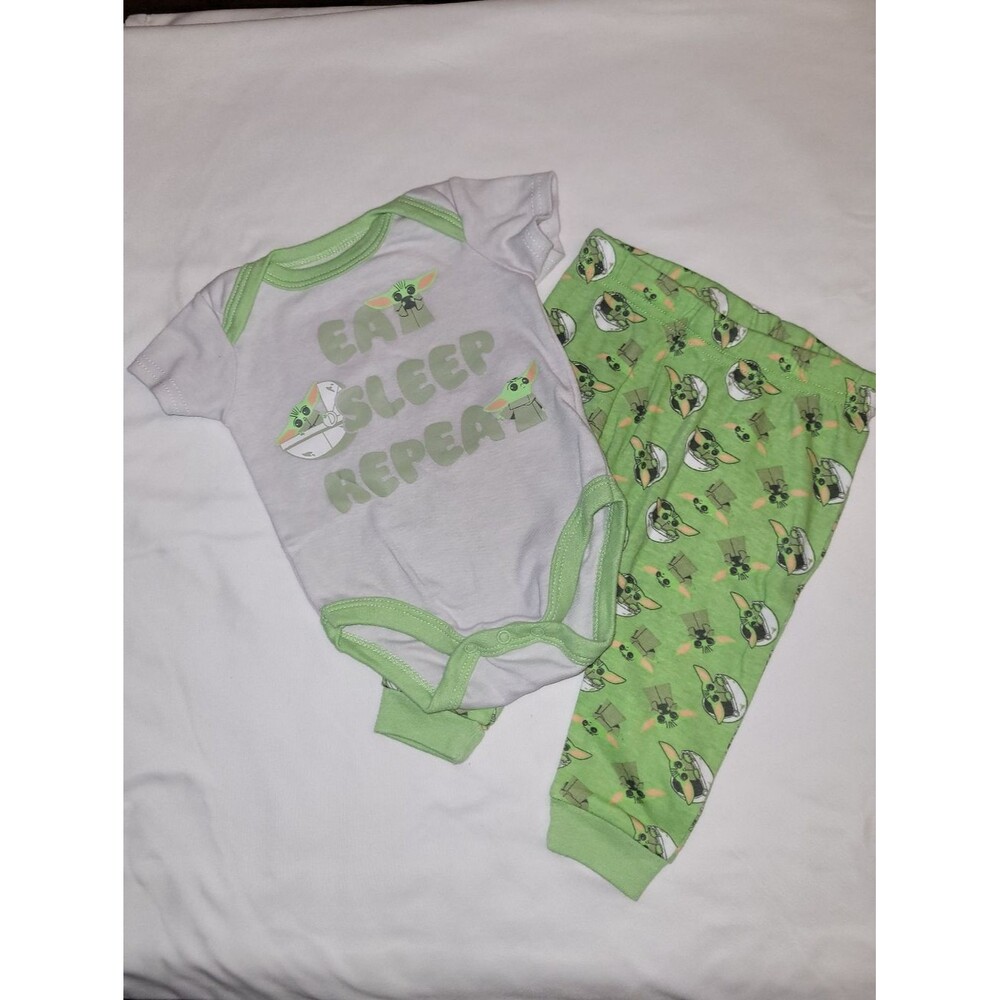 Star Wars Size 3-6 Months White Green Baby Yoda Bodysuit And Pants Outfit